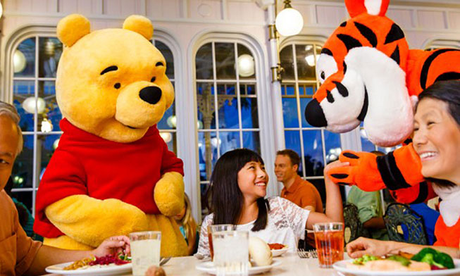 Café da manhã com personagens da Disney em Orlando - Ursinho Pooh e seus amigos - Magic Kingdom - The Crystal Palace